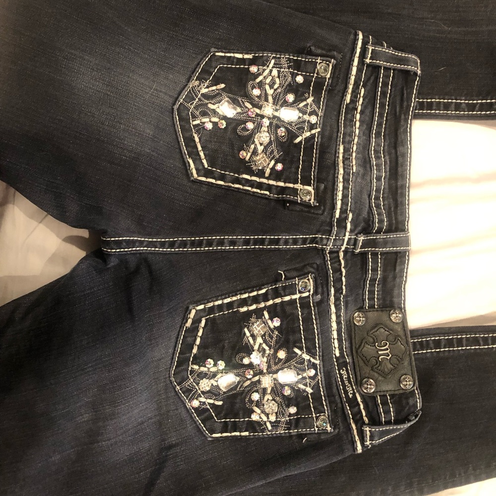 Is me jeans size 28